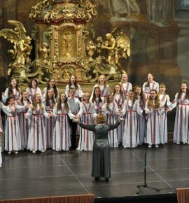 Strumochok Choir
